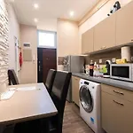 Cozy Apartment At Puskas Stadium