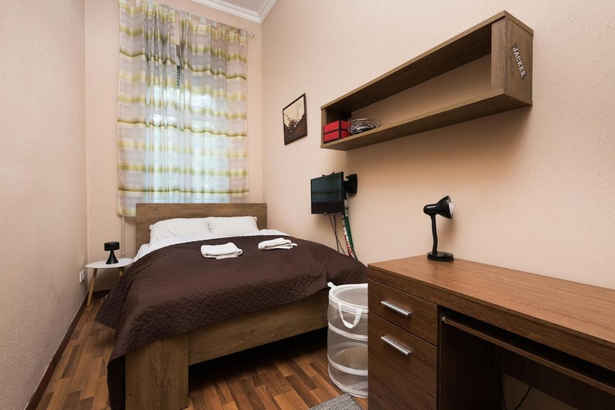 Cozy At Puskas Stadium Apartment *
