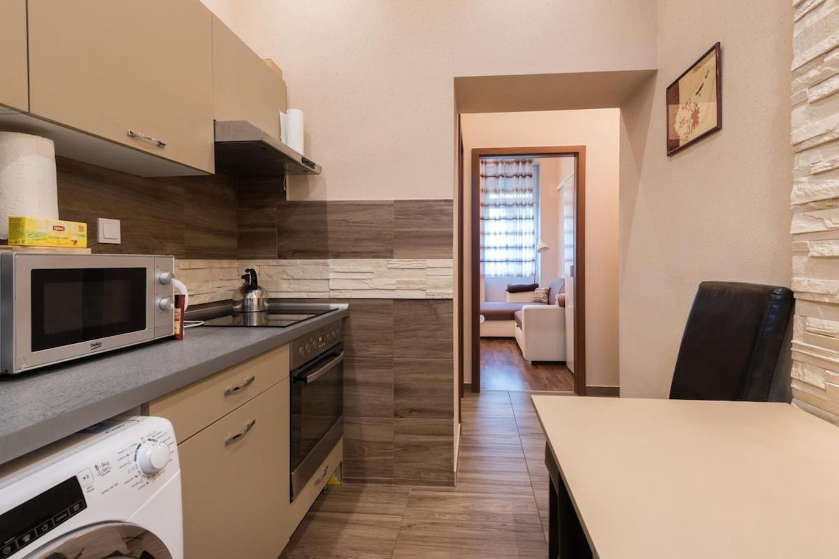 Apartment Cozy At Puskas Stadium Budapest